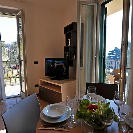 Sleeps 4 Pool T421283 Tremezzo
